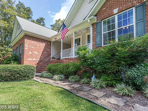4th image of 41564 Beechwood Ln