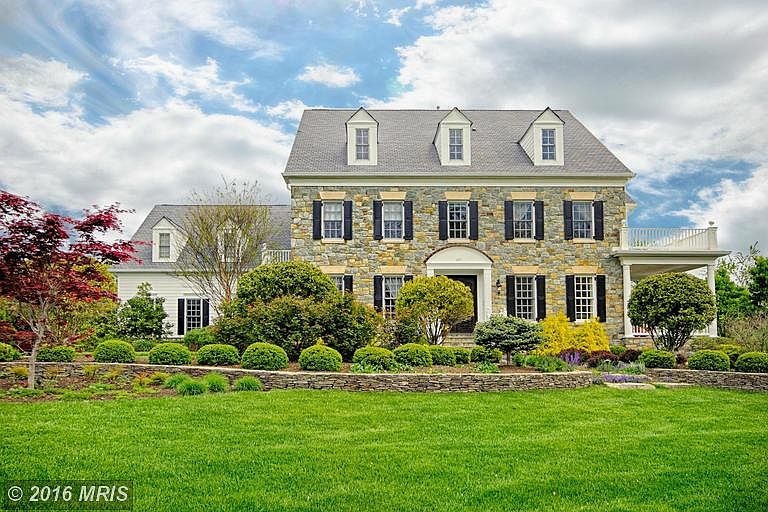 1st image of 645 Deerfield Farm Ct
