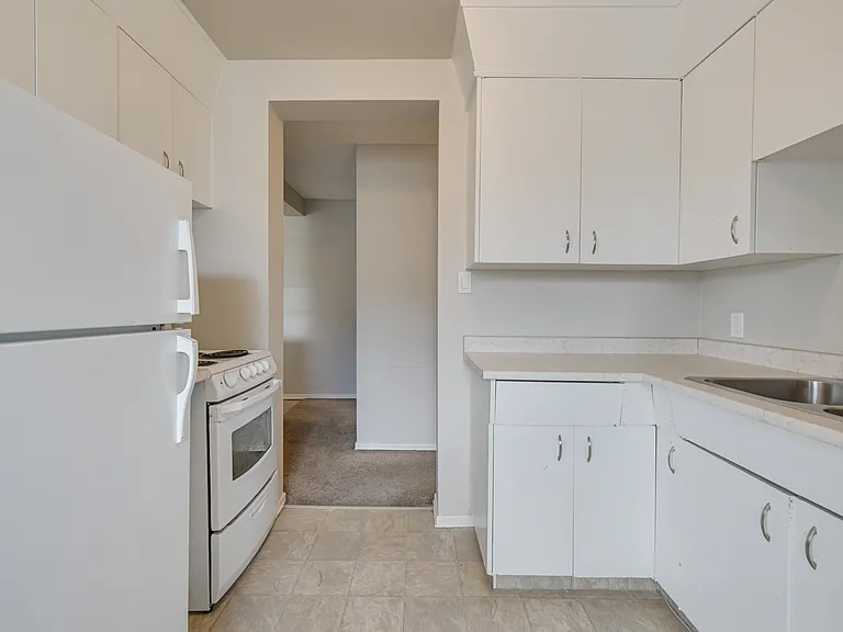 10950 83rd St NW — Photo 3