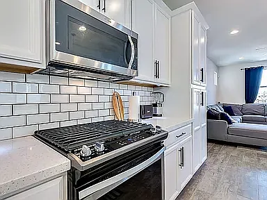 7057 W Corona Dr — Photo 6