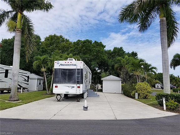 3rd image of 5726 Burrwood Ct