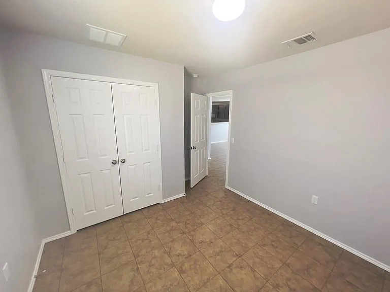 5813 Knoll Pines Pass — Photo 11