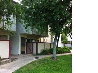 25811 Tournament Rd APT H4, Santa Clarita, CA 91355