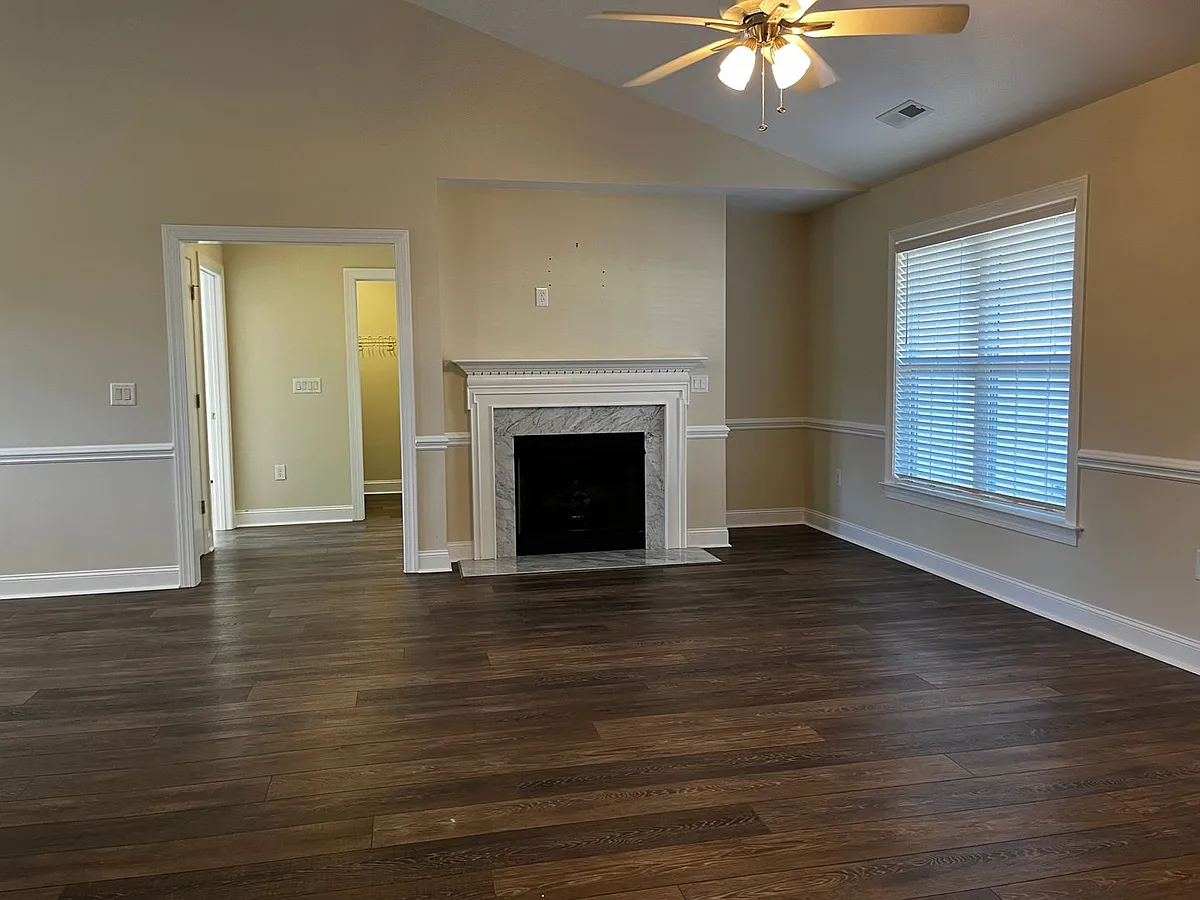 Building Photo - 2927 Tesie Trl