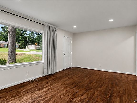 4th image of 624 James I Harrison Jr Pkwy