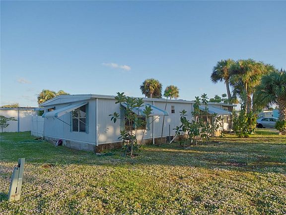 5th image of 892 Pecan Cir
