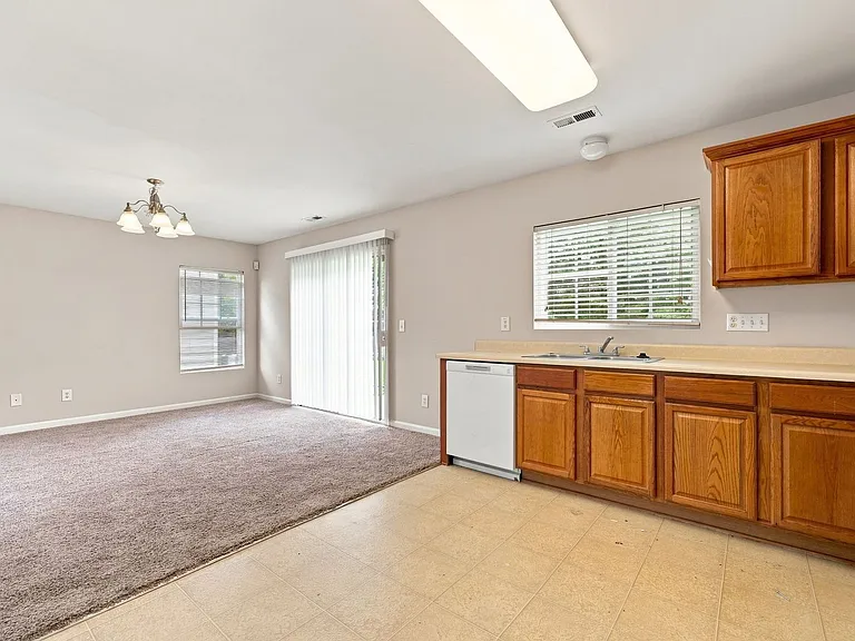 3742 Marshlane Way — Photo 6