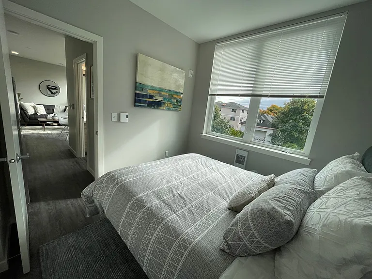 Sylvan Court — Photo 12