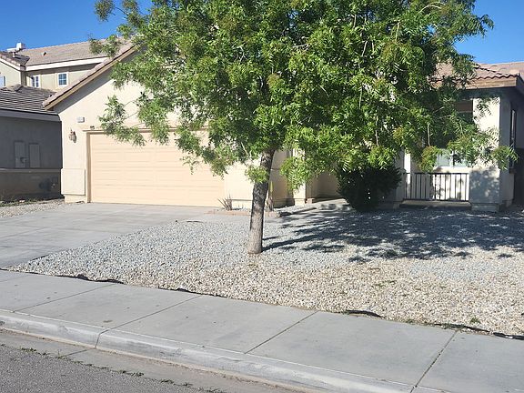 3rd image of 13854 Bayberry St