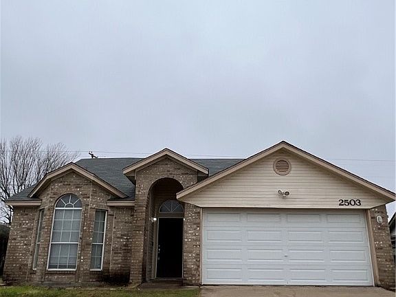 2nd image of 2503 Pixton Dr
