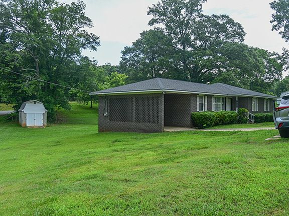 3rd image of 45 Green Acres Dr
