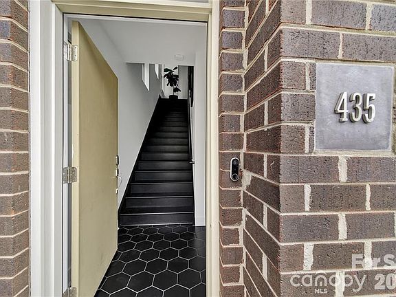 2nd image of 435 Steel Gardens Blvd