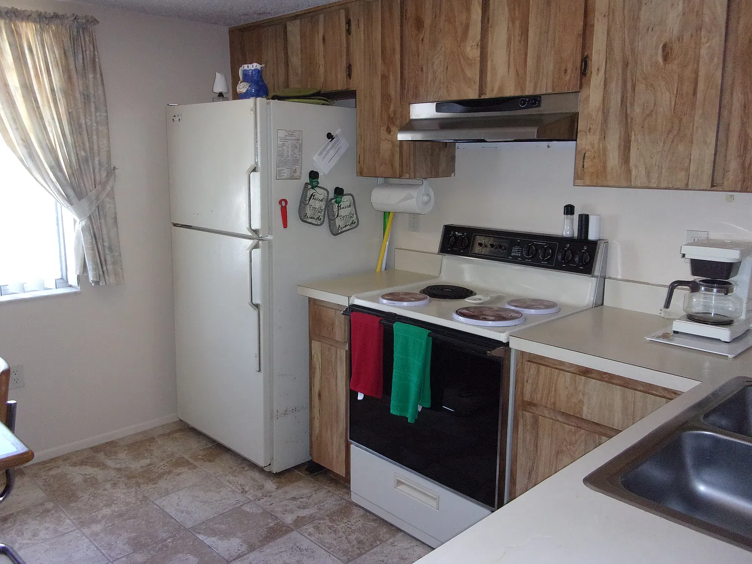Upstairs 1 Bed 2 Bath with Water View — Photo 3