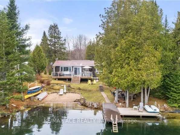 1440 Clement Lake Rd, Highlands East, ON K0L 2Y0