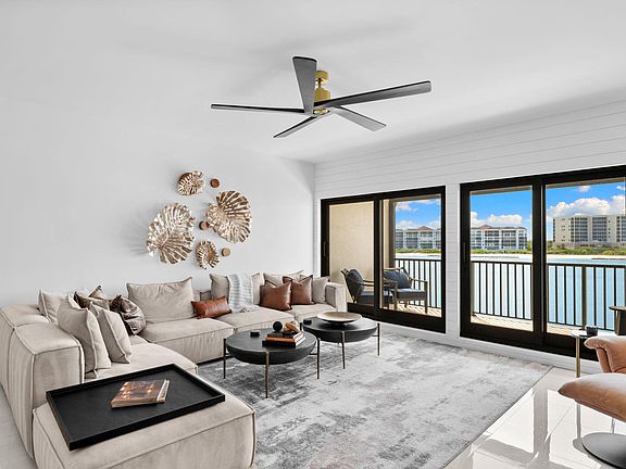 4th image of 533 La Peninsula Blvd #533