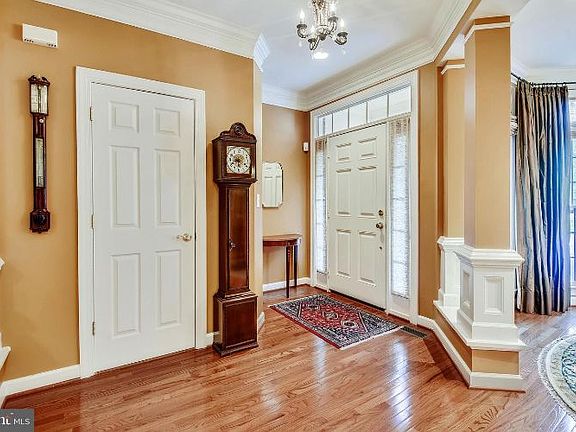 4th image of 10078 Daniels Run Way