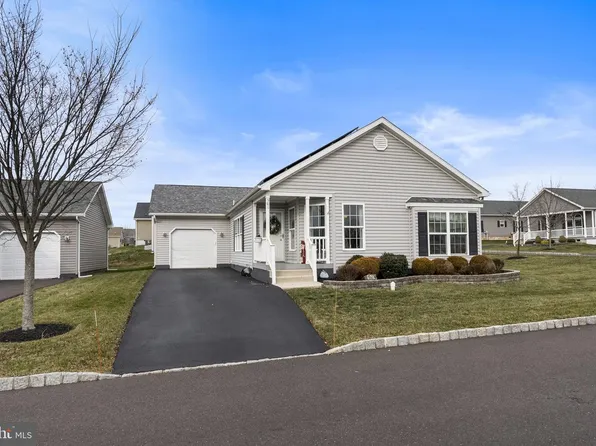 501 Blue Bell Springs Dr, Blue Bell, PA 19422