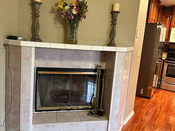 4th image of 2514 Westwood Ct