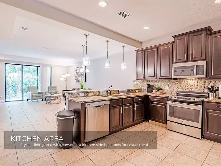 8179 Roseville Blvd — Photo 1