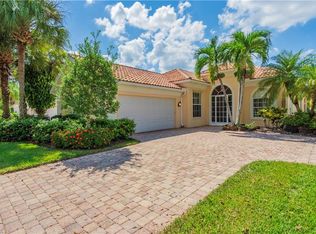 5963 Bermuda Ln, Naples, FL 34119