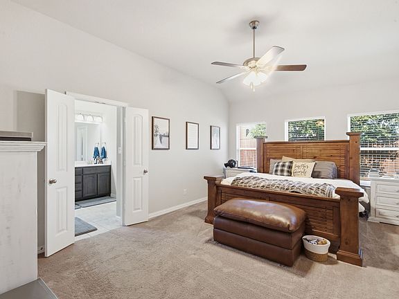 4th image of 531 Hidden Springs Trl