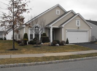 22 Stafford Ln, Belvidere, NJ 07823