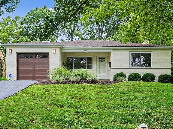 2nd image of 1261 Wayside Pl