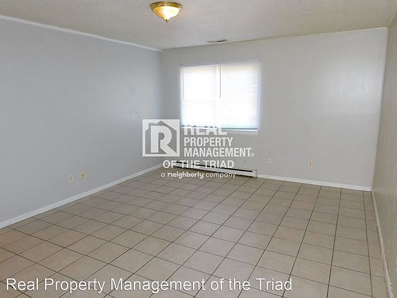 4th image of 1508 Autumn Dr Unit C