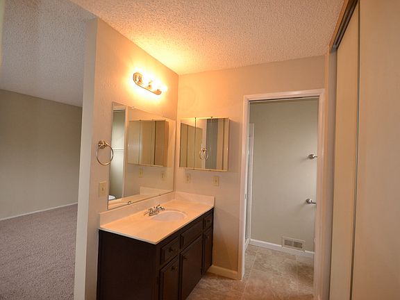 5th image of 2008 Alvarado Dr