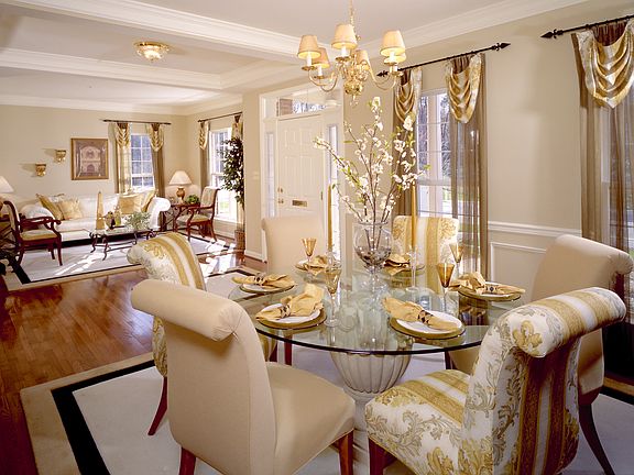 Dining Room/Living Room