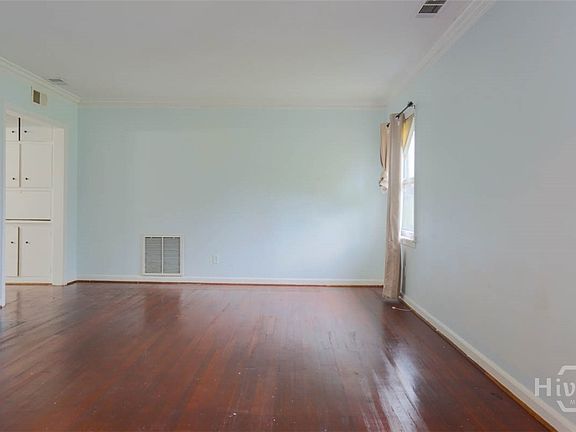 5th image of 211 E 63rd Street