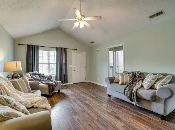 3178 Barretts Ridge Dr, Murfreesboro, TN 37130