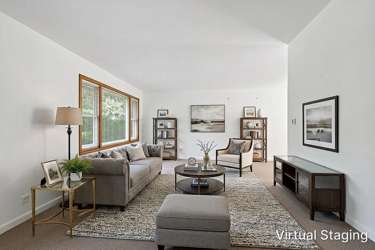 4 bed, 2.5 bath, 2500 sqft, $4,000 — Photo 3