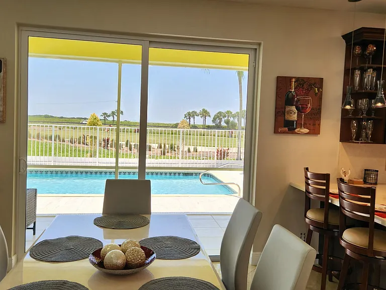 1851 Corsica Dr — Photo 22