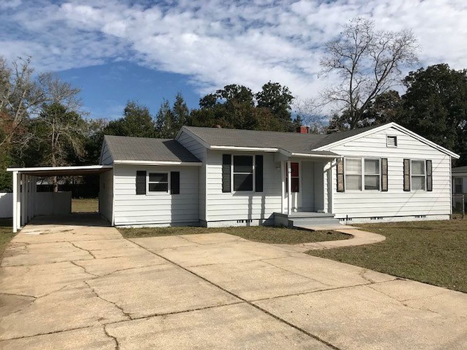 1st image of 16 Mandalay Dr