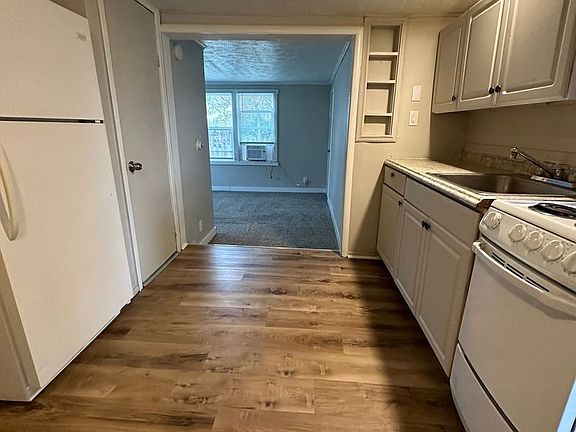 2nd image of 2415 N 19th St #2