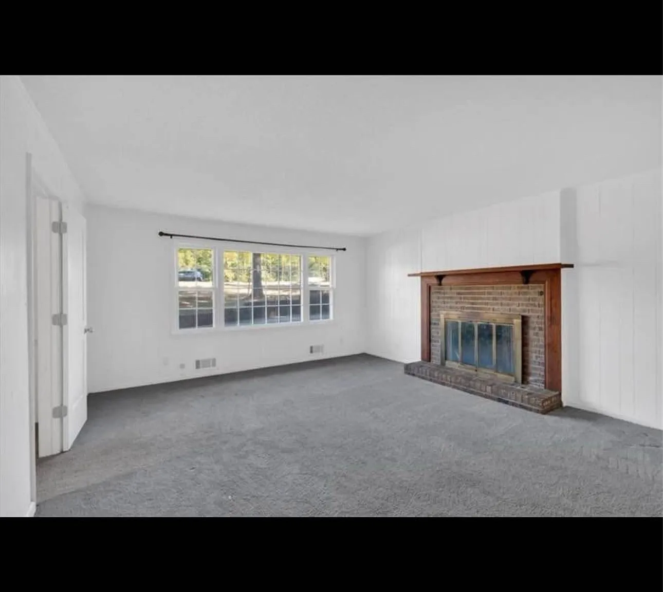 3618 Cumming Hwy — Photo 4