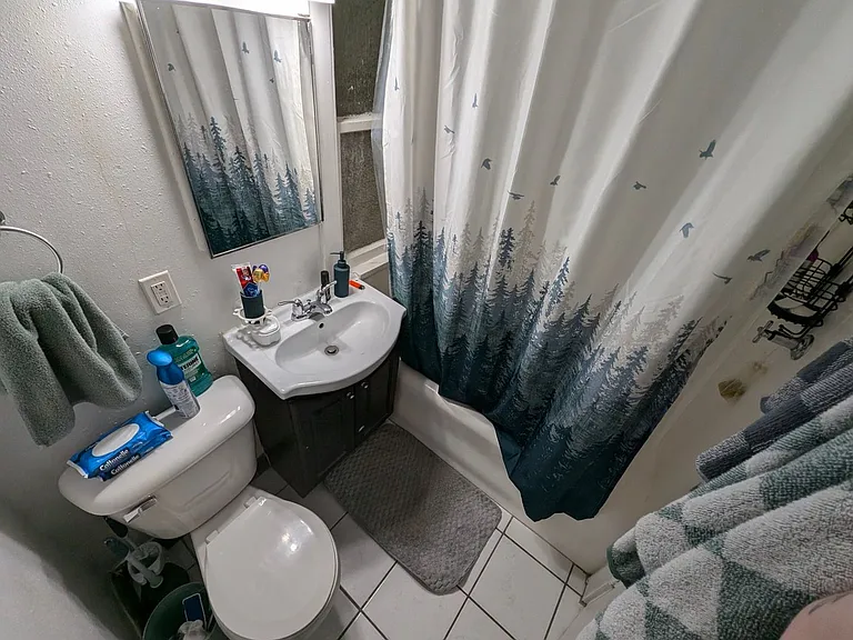 5439 W Martin Dr — Photo 15