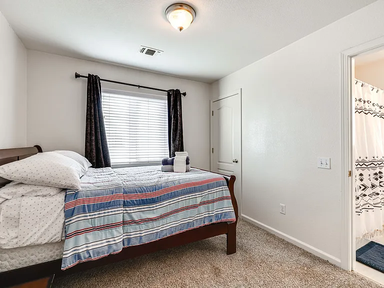 2342 Mountain Springs Dr — Photo 28