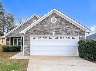 10948 Big Sky Dr, Hampton, GA 30228