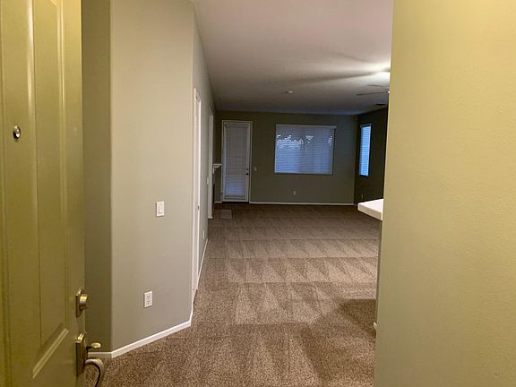 4th image of 34678 Yale Dr