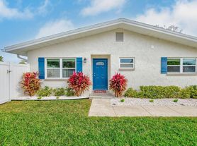 2589 Sunny Breeze Ave, Largo, FL