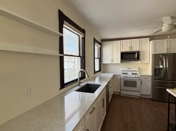 53 Barclay St, Worcester, MA 01604