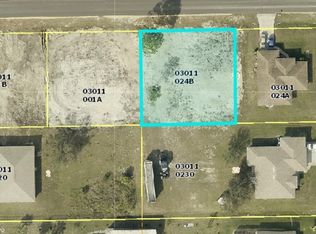13 W 9th St, Lehigh Acres, FL 33972