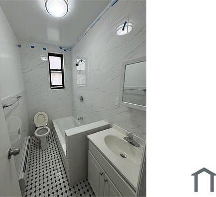 4th image of 1241 Morrison Ave APT 2R