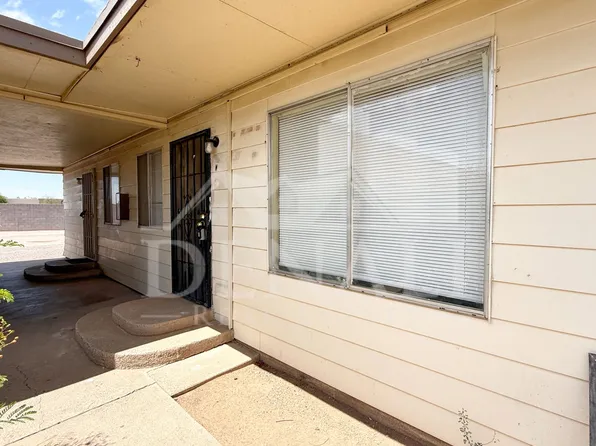 1211 W Apache Trl, Apache Junction, AZ