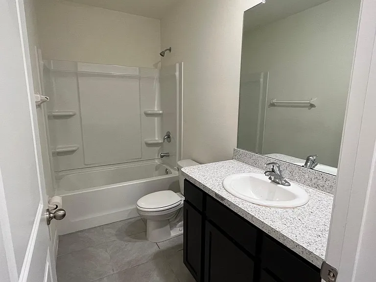32867 Pez Landing Ln — Photo 30