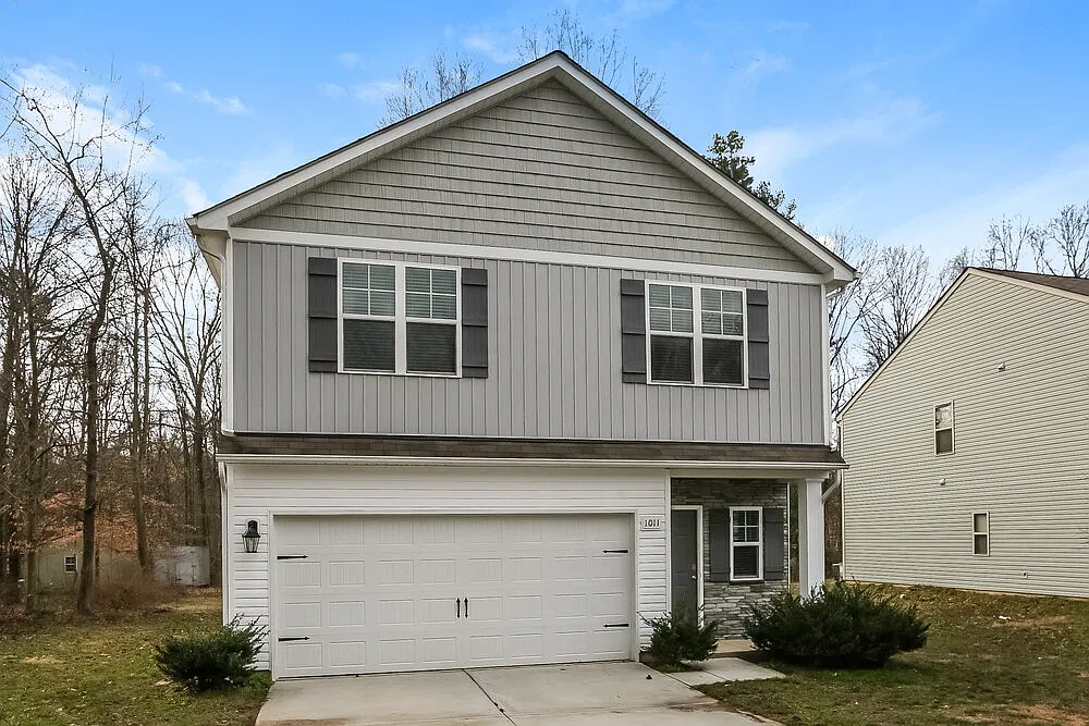 4 bed, 2.5 bath, 1998 sqft, $2,980 — Photo 4
