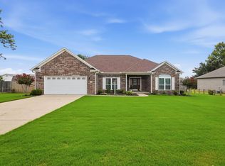 35 Applewood Dr, Cabot, AR 72023