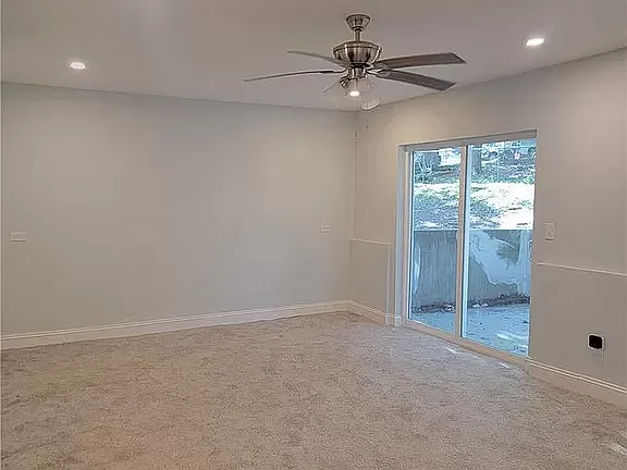2329 Rolling Rock Dr — Photo 3
